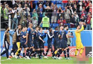 足坛记者爆料视频大全,揭秘足球圈幕后故事  第1张 足坛记者爆料视频大全,揭秘足球圈幕后故事  第1张