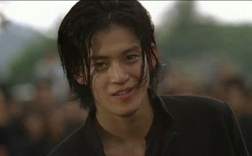 小栗旬被爆料 道歉视频,真诚认错，网友热议  第1张