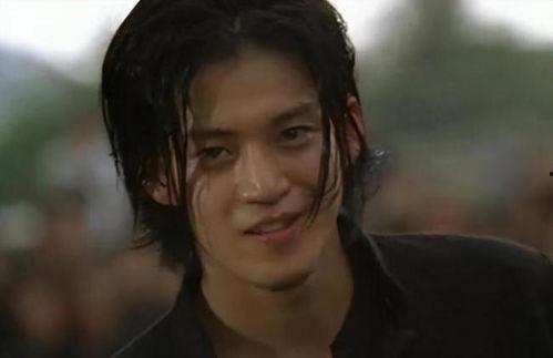 小栗旬被爆料 道歉视频,真诚认错，网友热议  第2张