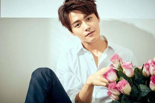 娱乐圈爆料皇权富贵,皇权富贵背后的惊人真相  第2张 娱乐圈爆料皇权富贵,皇权富贵背后的惊人真相  第2张