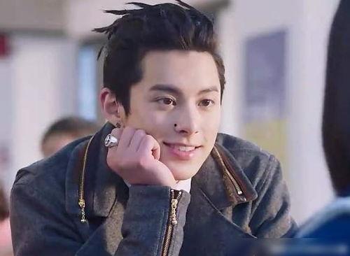 王鹤棣女友爆料了吗视频,真相究竟如何?