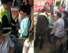 爆料青岛公交车视频播放,揭秘车厢内惊人一幕  第2张 爆料青岛公交车视频播放,揭秘车厢内惊人一幕  第2张