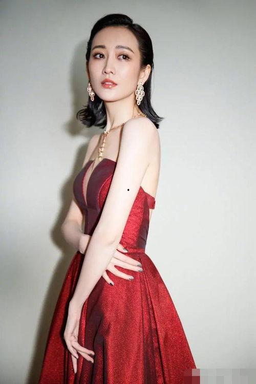 圈内小料爆料王鸥,揭秘娱乐圈背后的神秘故事