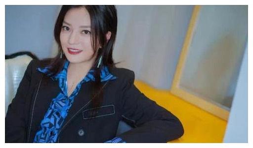 最新范冰爆料消息新闻视频,揭秘娱乐圈内幕,视频内容引发热议